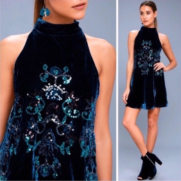 Elegant Free People “Jill” Blue Velvet Embellished Dress! - Picture 5 of 5